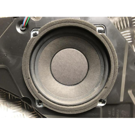 Caisson de basses HYUNDAI IX 35 PHASE 2 d’occasion