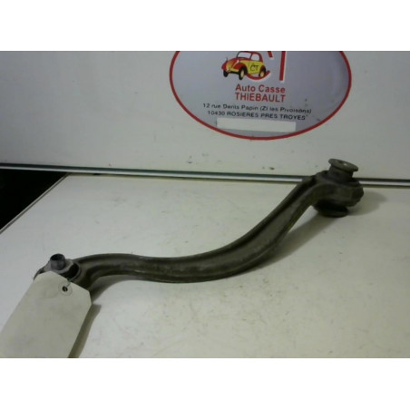 Bras de suspension arriere gauche PEUGEOT 407 PHASE 2 d’occasion