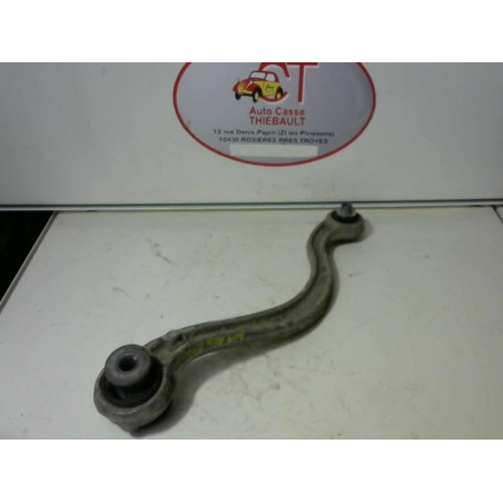 Bras de suspension arriere droit PEUGEOT 407 PHASE 2 d’occasion