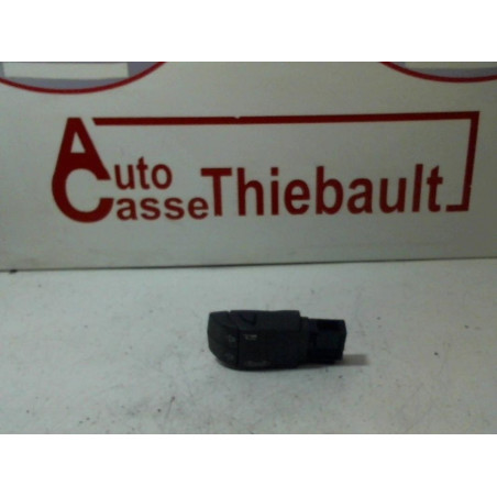 Commande autoradio RENAULT TRAFIC II PHASE 1 FOURGON d’occasion