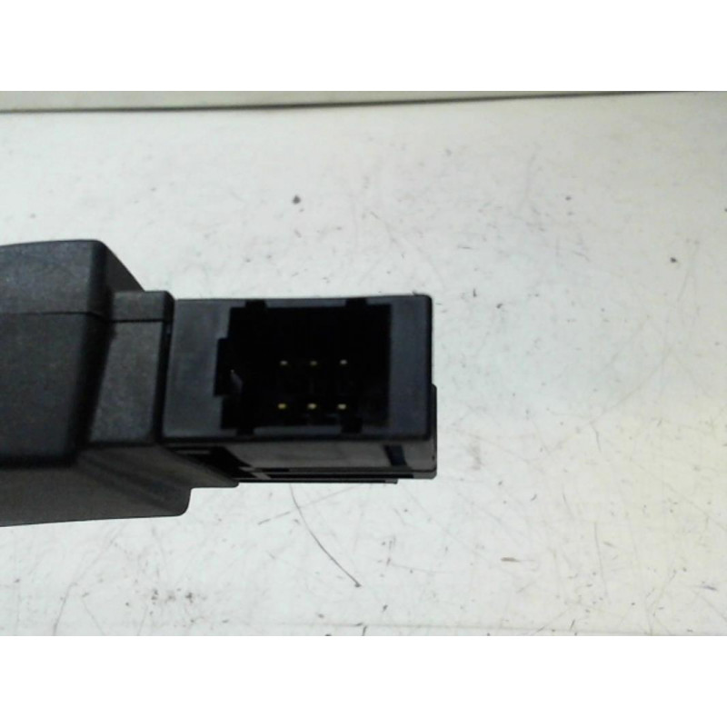 Commande autoradio RENAULT TRAFIC II PHASE 1 FOURGON d’occasion