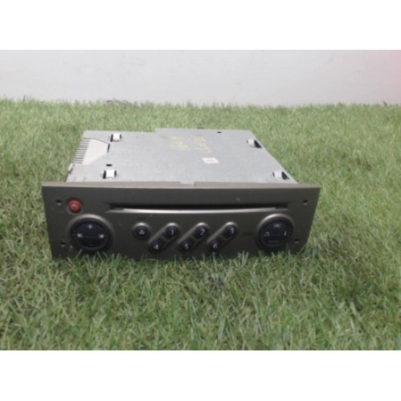 Autoradio d'origine RENAULT CLIO 3 PHASE 1 d’occasion