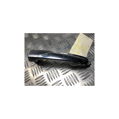 Poignee porte avant gauche TOYOTA HILUX 4 PHASE 1 d’occasion