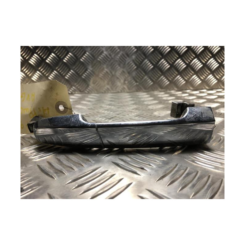 Poignee porte avant gauche TOYOTA HILUX 4 PHASE 1 d’occasion