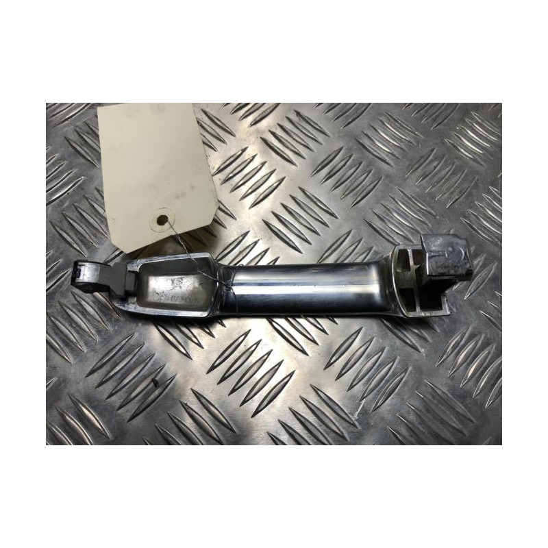 Poignee porte avant gauche TOYOTA HILUX 4 PHASE 1 d’occasion