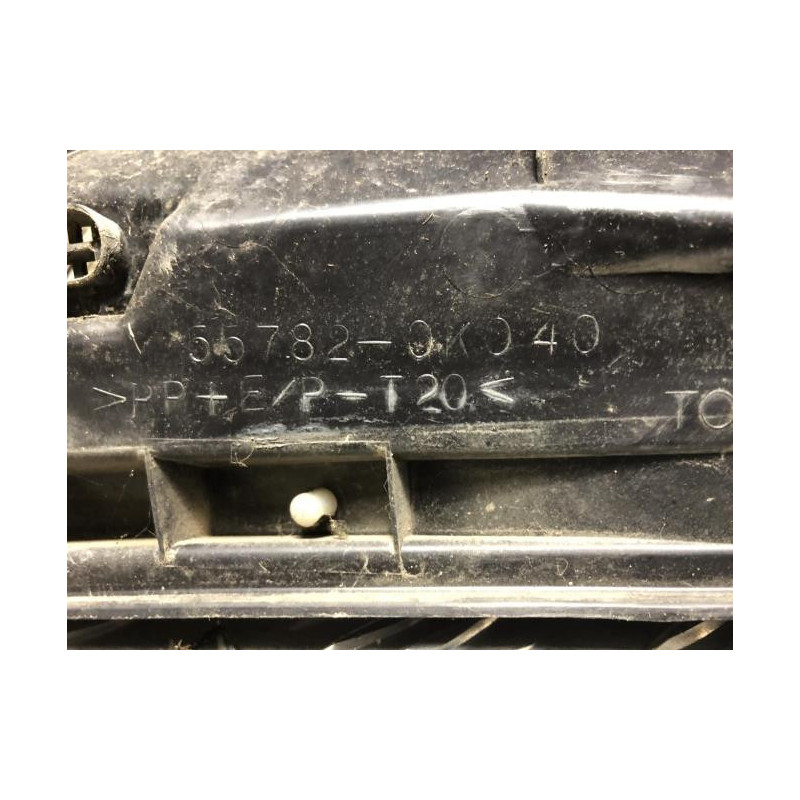 Baie de pare brise TOYOTA HILUX 4 PHASE 1 d’occasion