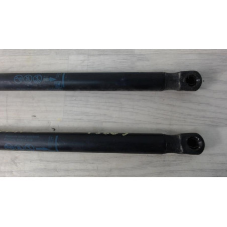 Verin de coffre OPEL ASTRA J GTC d’occasion