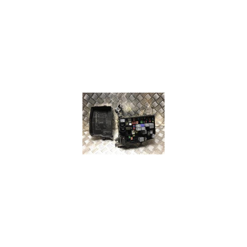 Boitier servitude moteur (BSM) TOYOTA AURIS 2 PHASE 2 d’occasion