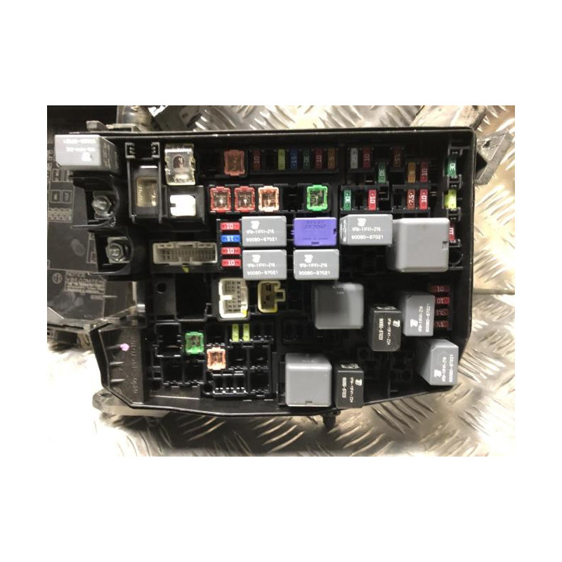 Boitier servitude moteur (BSM) TOYOTA AURIS 2 PHASE 2 d’occasion