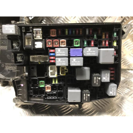 Boitier servitude moteur (BSM) TOYOTA AURIS 2 PHASE 2 d’occasion