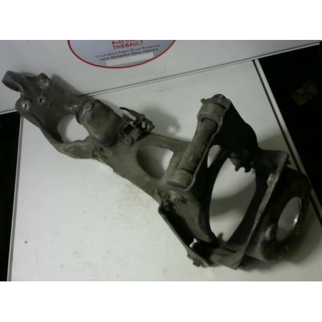 Bras inferieur avant gauche PEUGEOT 407  BERLINE (6D) HDI d’occasion