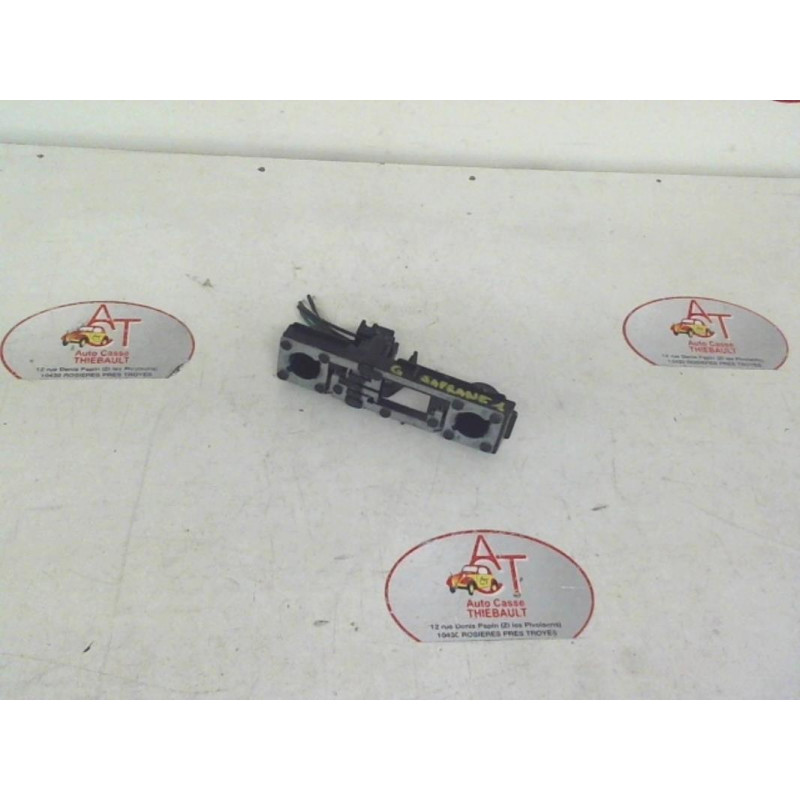 Platine feu arriere gauche RENAULT SAFRANE d’occasion