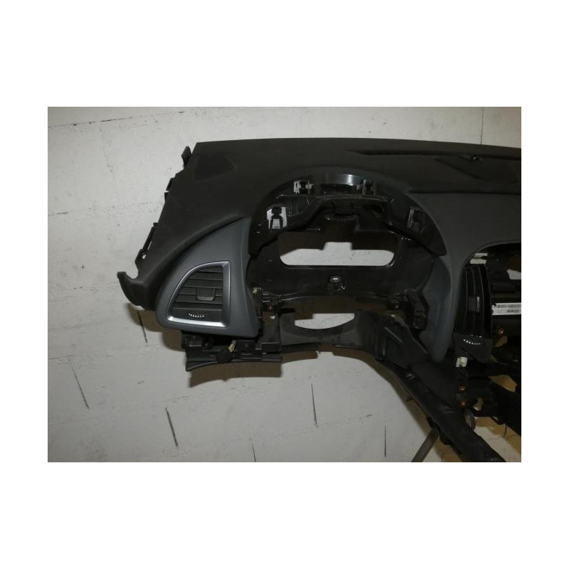 Tableau de bord OPEL ASTRA J GTC d’occasion