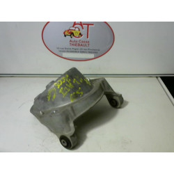 Bras de suspension superieur avant gauche PEUGEOT 407 SW PHASE 2 d’occasion