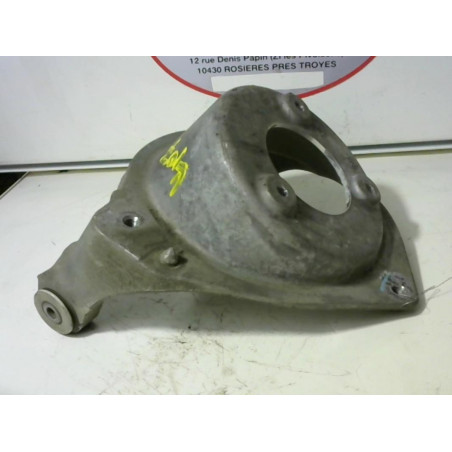 Bras de suspension superieur avant gauche PEUGEOT 407 SW PHASE 2 d’occasion