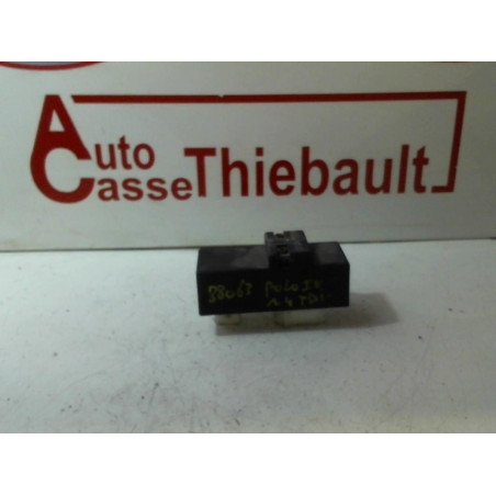 Boitier de prechauffage VOLKSWAGEN POLO IV (9N1) PHASE 1 d’occasion