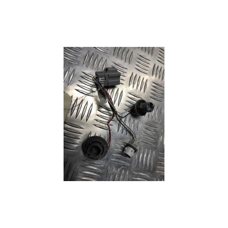 Platine feu arriere droit FORD  d’occasion