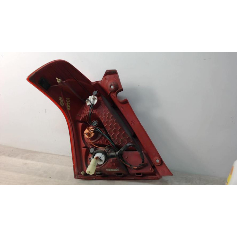 Feu arriere principal droit (feux) SUZUKI SWIFT 3 d’occasion