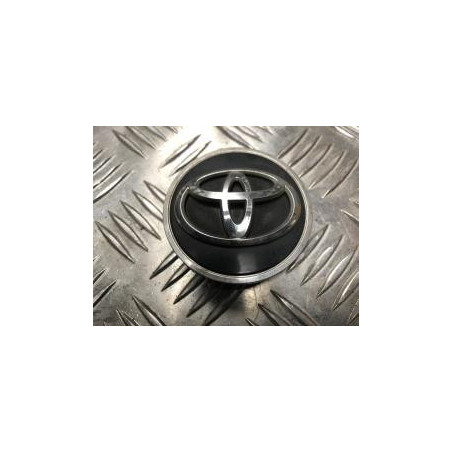 Enjoliveur TOYOTA  d’occasion
