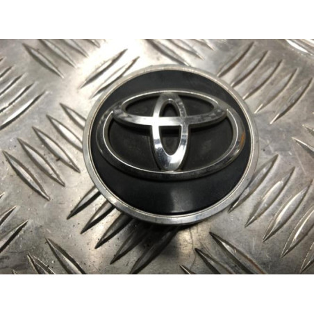 Enjoliveur TOYOTA  d’occasion