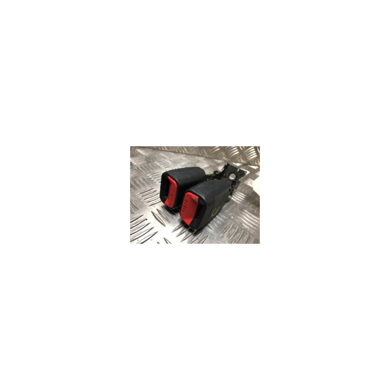 Attache ceinture arriere gauche HYUNDAI IX 35 PHASE 2 d’occasion