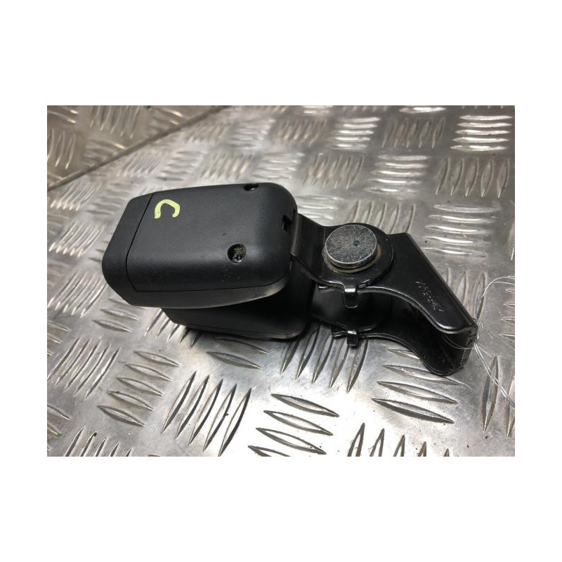 Attache ceinture arriere gauche HYUNDAI IX 35 PHASE 2 d’occasion