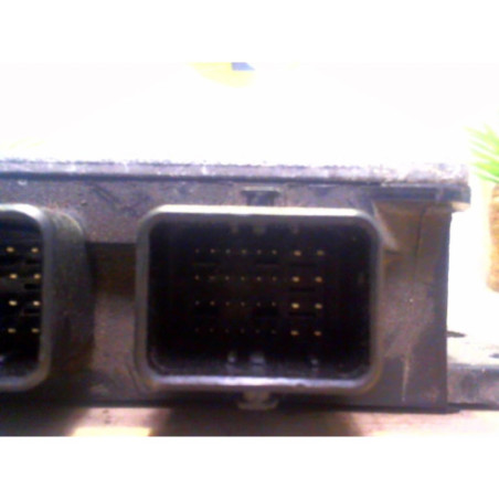 Calculateur moteur RENAULT CLIO 2 PHASE 2 d’occasion