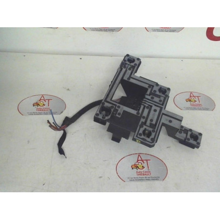 Platine feu arriere droit FORD MONDEO II d’occasion