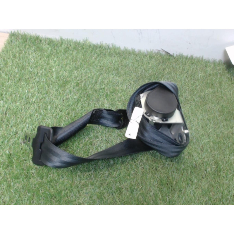 Attache ceinture arriere gauche DACIA DUSTER 1 PHASE 1 d’occasion
