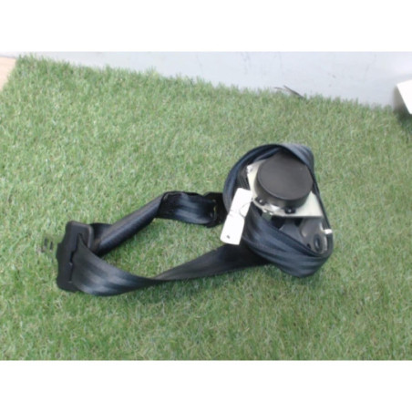 Attache ceinture arriere gauche DACIA DUSTER 1 PHASE 1 d’occasion