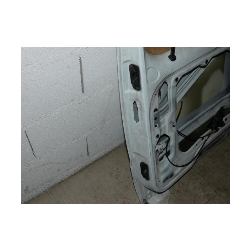 Porte laterale droit RENAULT KANGOO 1 PHASE 2 d’occasion