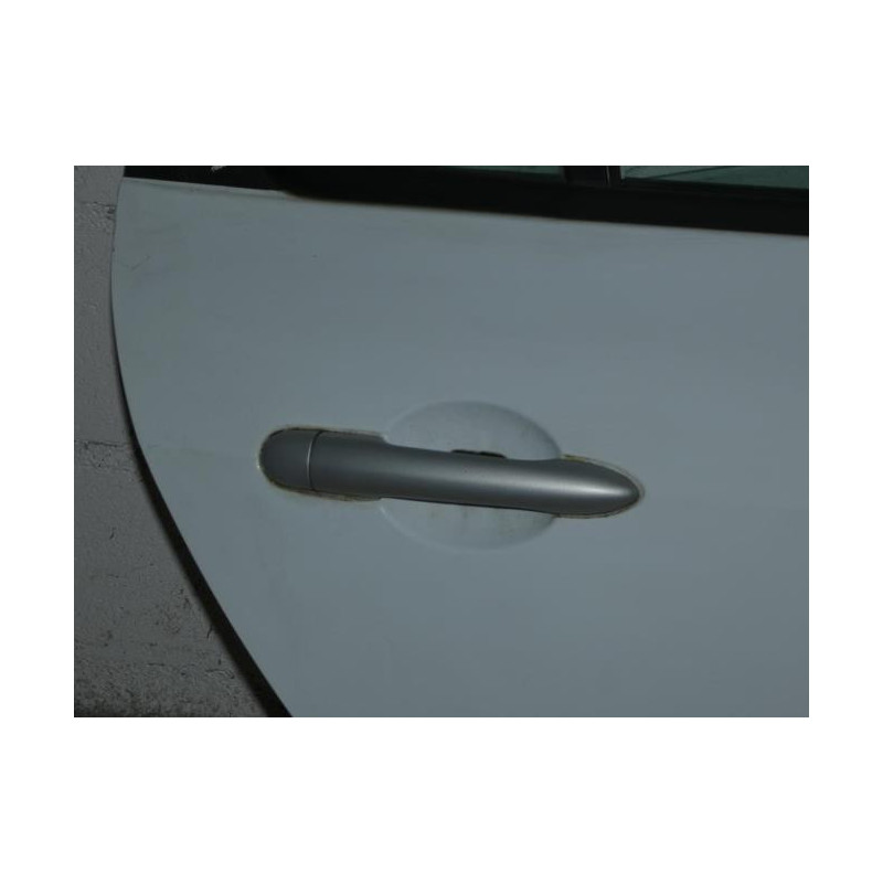 Porte arriere droit RENAULT CLIO 3 PHASE 2 BREAK d’occasion