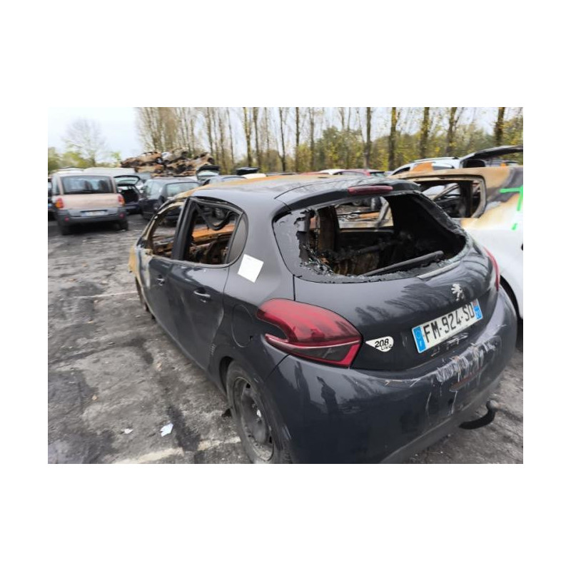 Platine feu arriere gauche PEUGEOT 208 1 PHASE 2 d’occasion