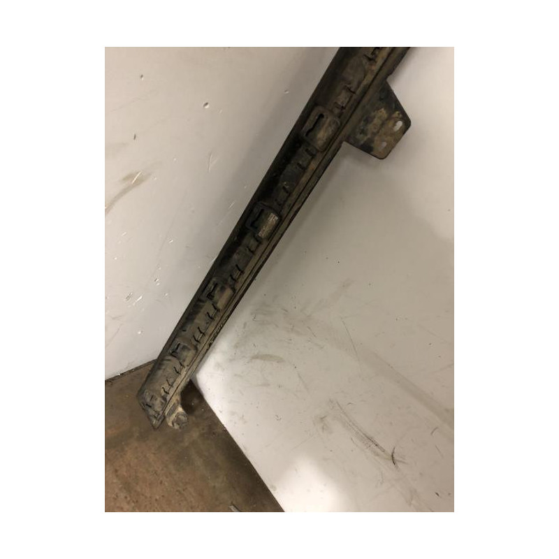 Bas de caisse droit SKODA SCALA d’occasion