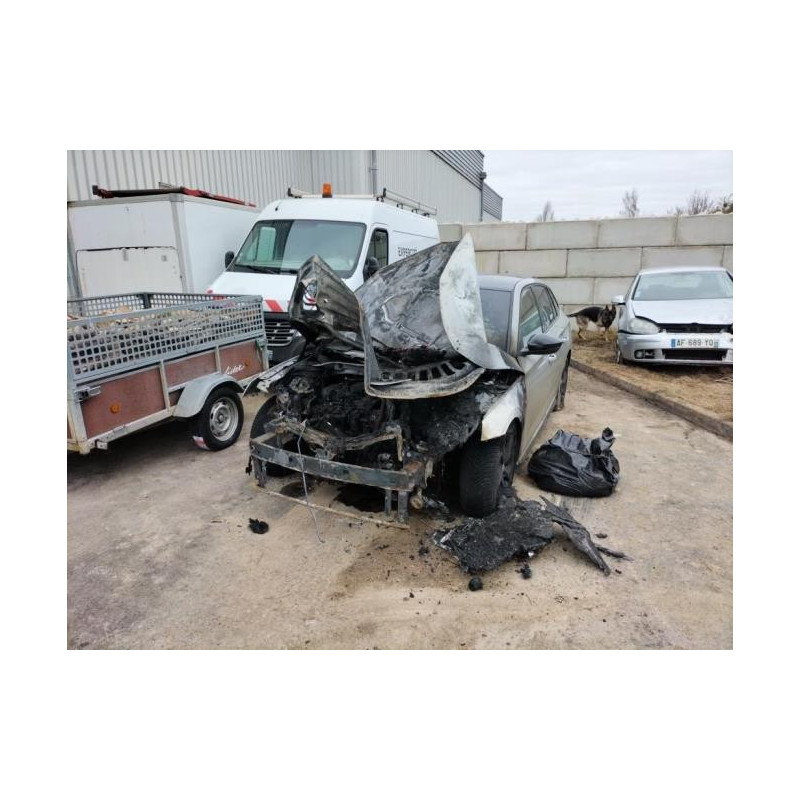 Bas de caisse droit SKODA SCALA d’occasion