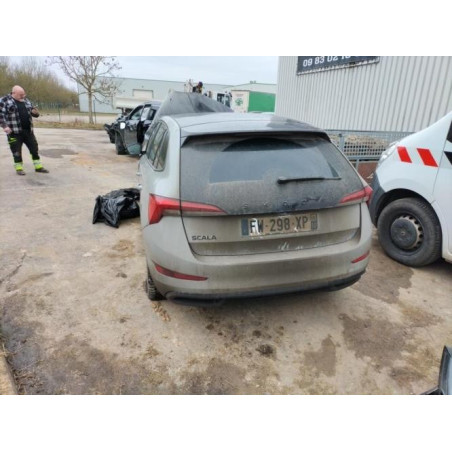 Bas de caisse droit SKODA SCALA d’occasion