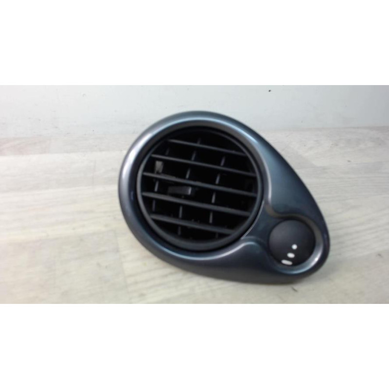 Aerateur tableau de bord avant gauche RENAULT CLIO 3 PHASE 2 d’occasion