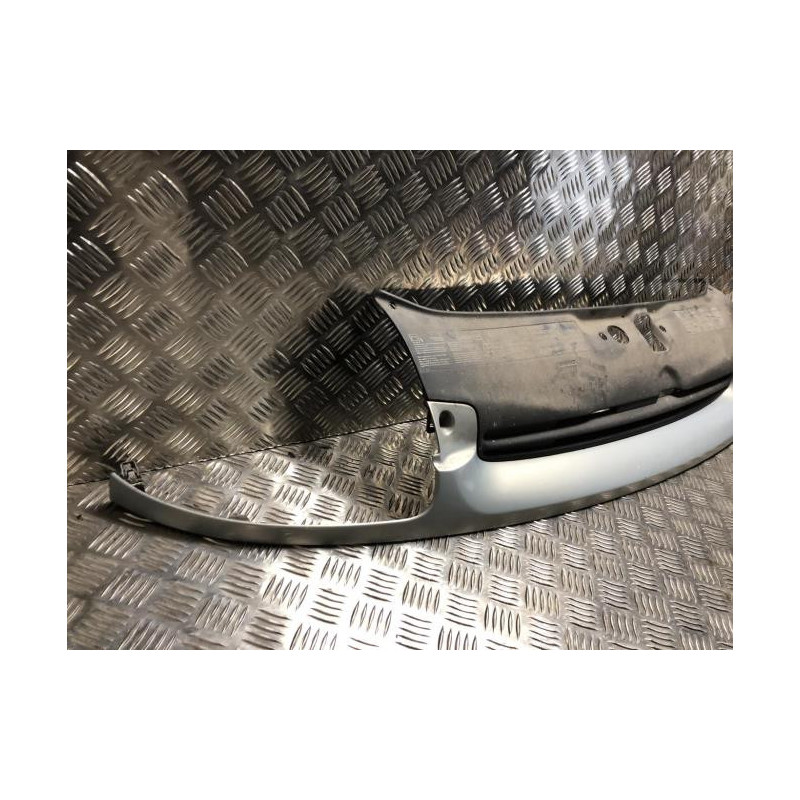 Calandre RENAULT CLIO 2 PHASE 1 d’occasion