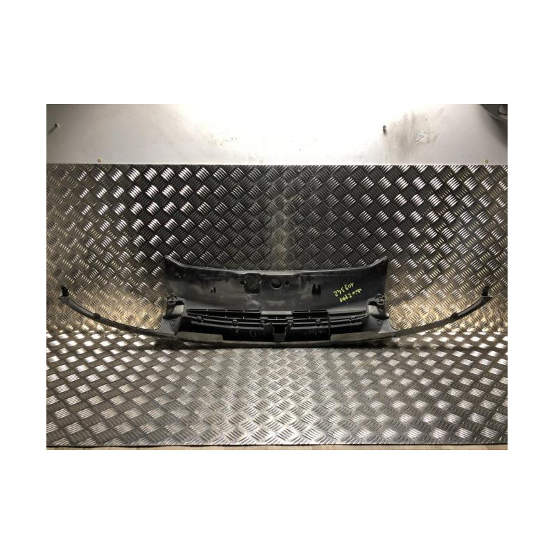 Calandre RENAULT CLIO 2 PHASE 1 d’occasion