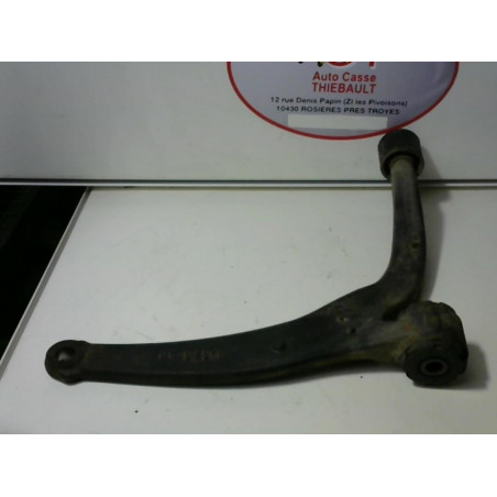Triangle avant droit PEUGEOT 607 PHASE 1 d’occasion