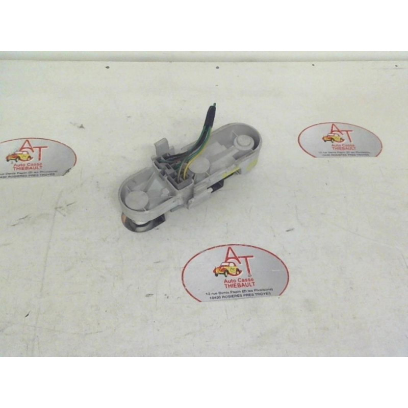 Platine feu arriere droit VOLVO V40 I d’occasion