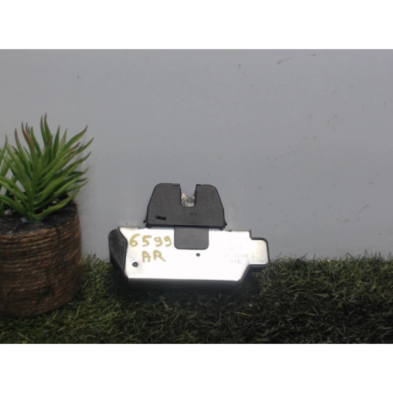 Serrure de hayon CITROEN C3 2 PHASE 1 d’occasion
