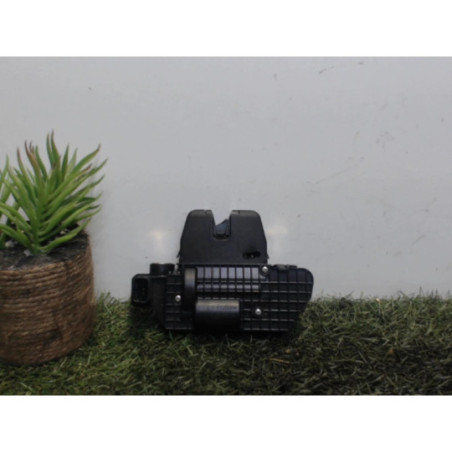 Serrure de hayon CITROEN C3 2 PHASE 1 d’occasion