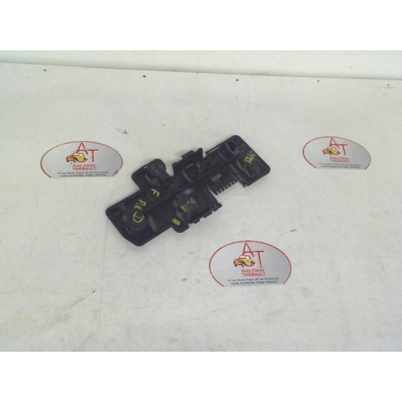Platine feu arriere droit OPEL ASTRA (F) d’occasion