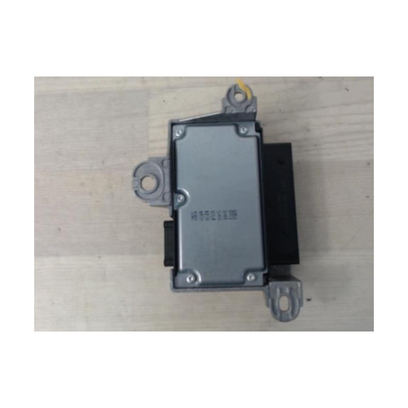 Boitier air bag RENAULT CLIO 3 PHASE 2 d’occasion