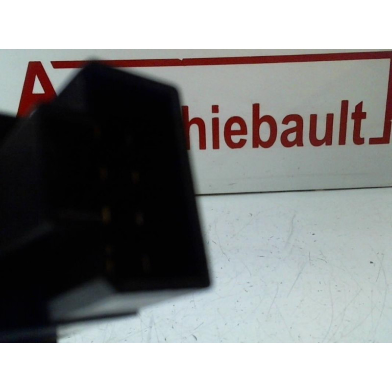 Bouton de warning NISSAN PRIMERA I d’occasion
