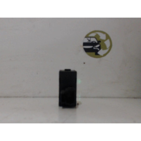 Interrupteur de leve vitre PEUGEOT 407 PHASE 1 d’occasion