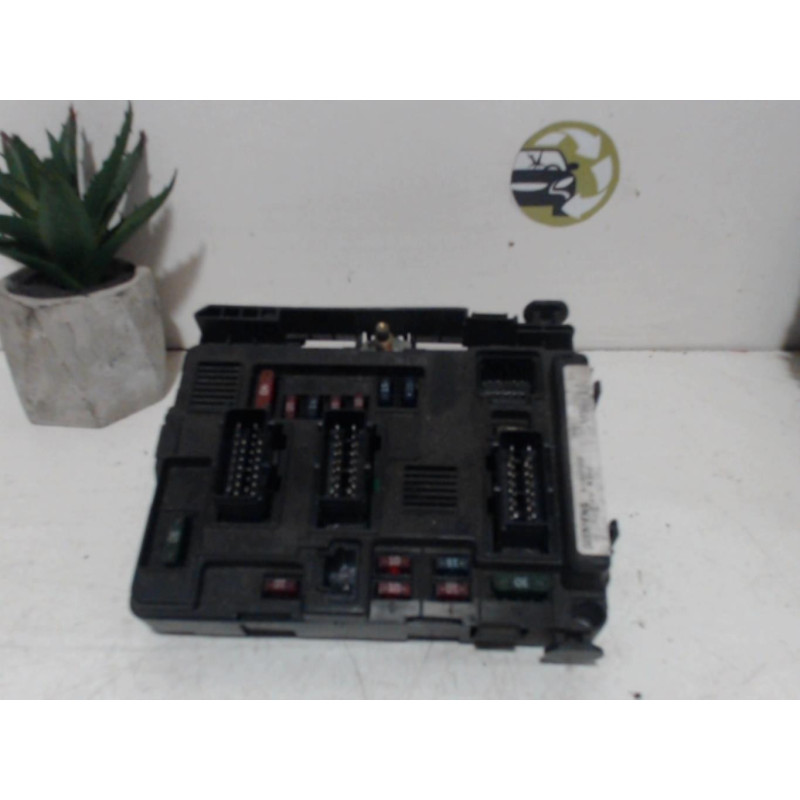 Boitier servitude moteur (BSM) PEUGEOT 206 PHASE 1 d’occasion