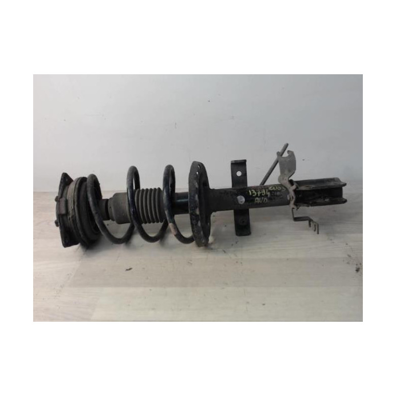 Amortisseur avant droit RENAULT CLIO 3 PHASE 2 d’occasion