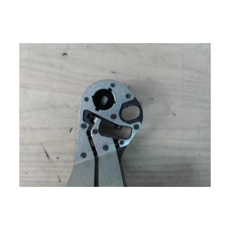 Platine feu arriere droit TOYOTA AVENSIS 2 PHASE 2 d’occasion